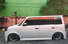 Selling Pearl White Toyota Bb 2004 in Muntinlupa