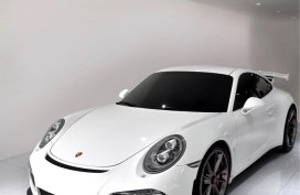 Selling White Porsche 911 2014 in Pasig