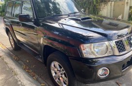 Selling Black Nissan Patrol Super Safari 2011 in Parañaque
