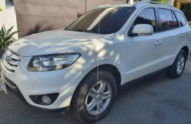 White Hyundai Santa Fe 2011 for sale in San Juan