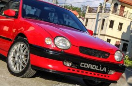 Selling Red Toyota Corolla 2001 in Muntinlupa