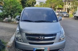 Silver Hyundai Starex  2013 for sale in San Mateo