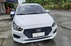 White Hyundai Reina 2019 for sale in Calapan