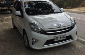 Sell White 2016 Toyota Wigo in Minglanilla