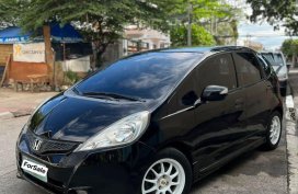 Selling Black Honda Jazz 2012 in Marikina