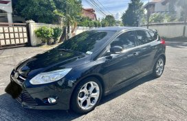 Selling Black Ford Focus 2014 in Makati