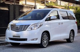 White Toyota Alphard 2010 for sale in Taytay