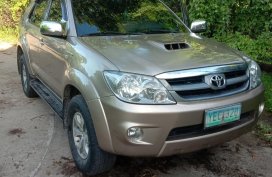 Selling Silver Toyota Fortuner 2006 in Manila