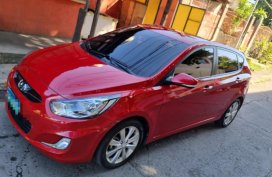 Red Hyundai Accent 2013 for sale in Valenzuela