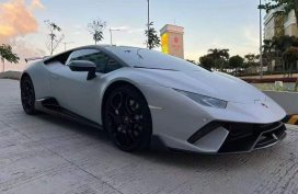 Selling Pearl White Lamborghini Huracan 2017 in Quezon 