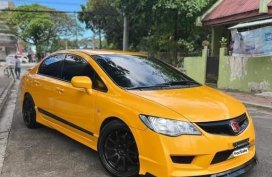 Sell Yellow 2006 Honda Civic in Marikina