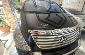 Selling Second Hand 2016 Grand Starex Gold
