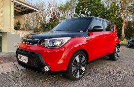 Red Kia Soul 2015 for sale in Automatic