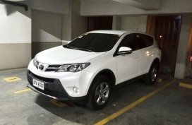 White Toyota Rav4 2016 for sale in Automatic