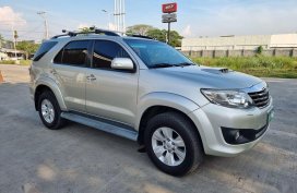Selling Silver Toyota Fortuner 2013 in Manila