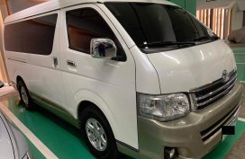 White Toyota Hiace Super Grandia 2014 for sale in Taguig