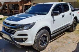 Selling White Chevrolet Colorado 2017 in Dumaguete