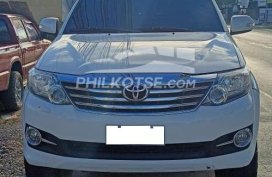 Second hand Pearl White 2012 Toyota Fortuner  2.4 V Diesel 4x2 AT for Sale