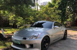 Selling Silver Nissan 350Z 2004 in Las Piñas