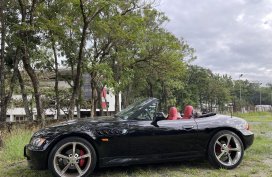 Selling Black BMW Z3 1997 in Pasig