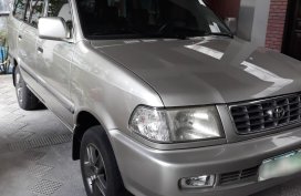 Selling Silver Toyota Revo 2002 in Pasay 
