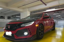 Selling Red Honda Civic 2018 in Pasig