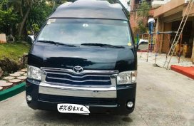 Selling Black Toyota Hiace Super Grandia 2017 in Quezon City