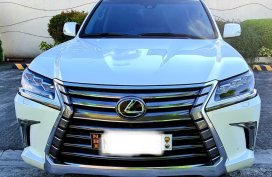 2016 ACQD 17    Lexus LX570 dubai version