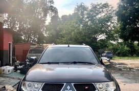 Grey Mitsubishi Montero 2013 for sale in Angeles