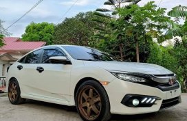 Sell White 2019 Honda Civic in Bocaue