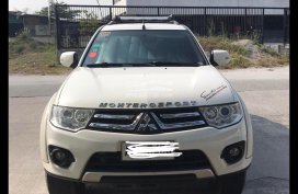 Need to sell Pearl white 2014 AT Mitsubishi Montero Sport SUV / Crossover second hand
