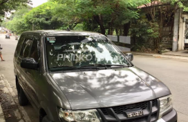 Selling 2017 Isuzu Crosswind  for sale