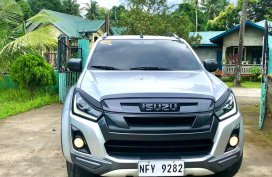 Second hand 2020 Isuzu D-Max 3.0 LS 4x2 MT for sale in good condition