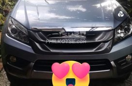 2015 Isuzu mux manual first owned