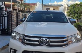 Second hand 2018 Toyota Hilux  2.4 G DSL 4x2 M/T for sale in good condition