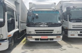 Isuzu Forward Wing Van Truck