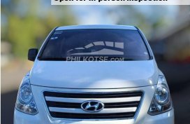 Used 2016 Hyundai Grand Starex 2.5 GL MT for sale in good condition