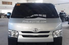 Second hand 2021 Toyota Hiace  Commuter 3.0 M/T for sale in good condition