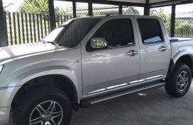 ISUZU D-MAX 2012
