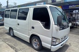 2016 Isuzu NHR I-van Manual Diesel
