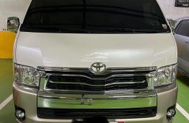 2017 Toyota Hiace Super Grandia