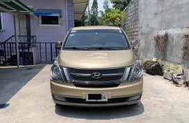 2011 Hyundai Grand Starex Gold