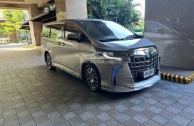 For Sale Facelifted Alphard Rush