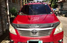 2013 Innova E Diesel Automatic Red Mica Metallic 