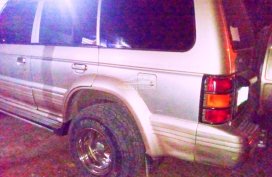 Selling used Golden 1995 Mitsubishi Pajero SUV / Crossover by trusted seller