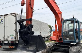 HITACHI EX-120-3 EXCAVATOR