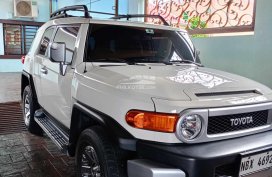 For sale fj cruiser no issue lady owner