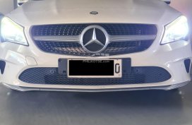 2017 Mercedez Benz CLA180