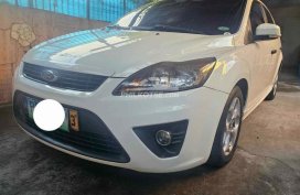 Ford Focus - Hatchback 2011 model (with extra mags included)