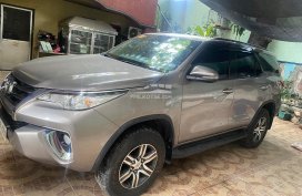 RUSH FOR SALE FORTUNER SLIGHTY NEGOTIABLE. 